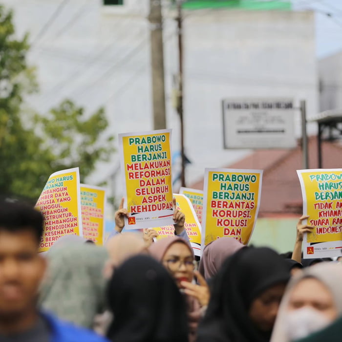 Temukan 7 Kejanggalan "demo Mahasiswa" Menyambut Kedatangan Prabowo Di ...