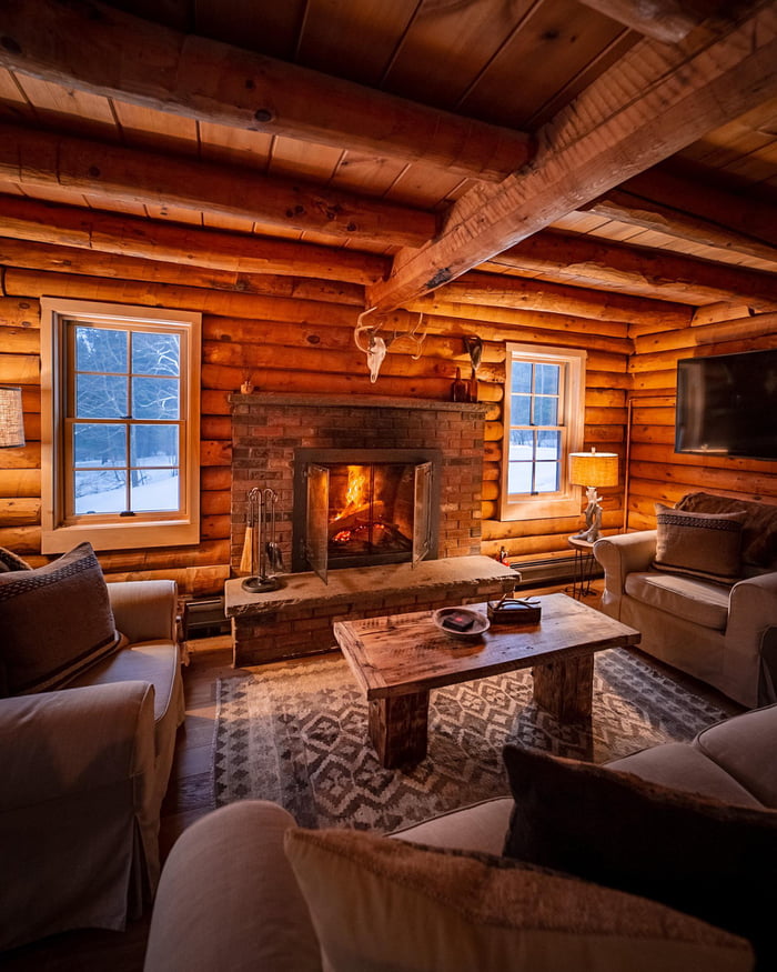 Rustic Vermont Log Cabin Living Room 9GAG