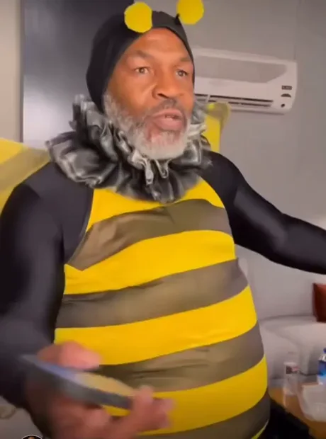 Mike Tyson doing a bee dance : r/gifs