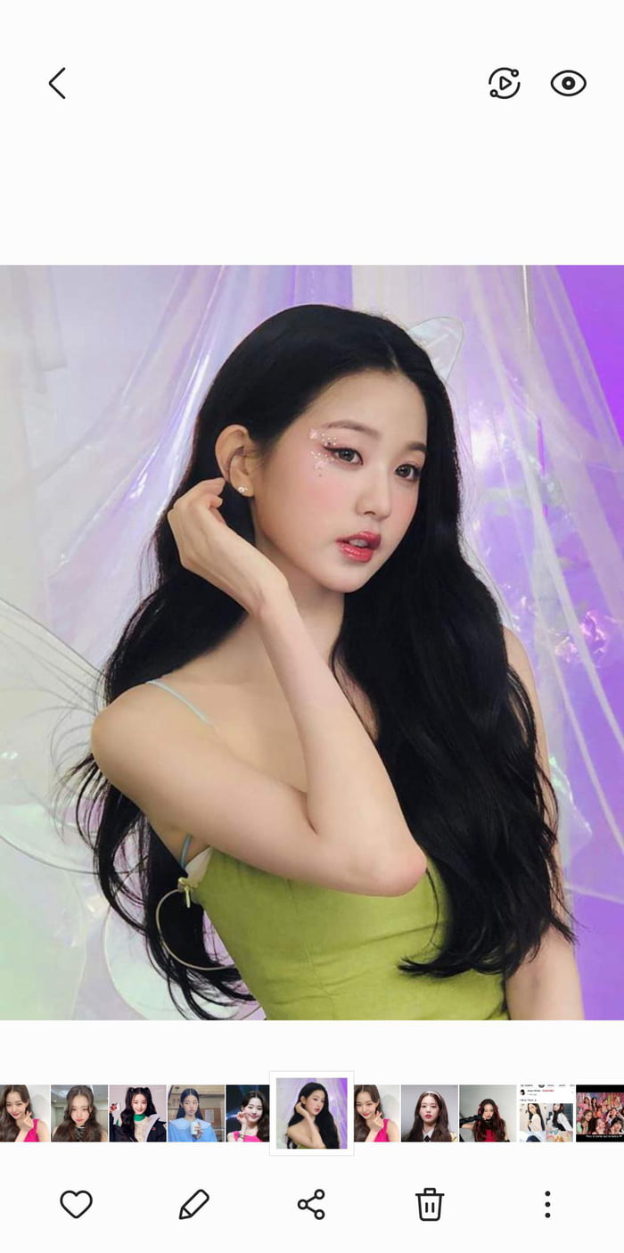 Photo : WONYOUNG