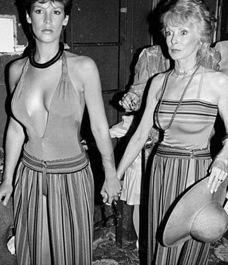 Jamie Lee Curtis & Mother at Studio 54 in 1979 - 9GAG