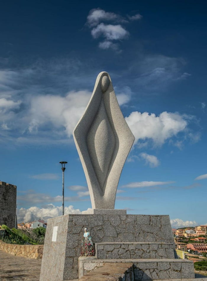 Granite statue:"Madonna of the sailors" Santa Teresa, Sardegna