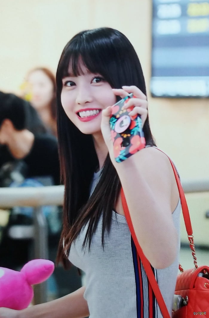 Photo : Momo