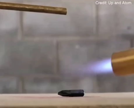 This is what happens when Iron is heated above its Curie Point (770°C) Credi