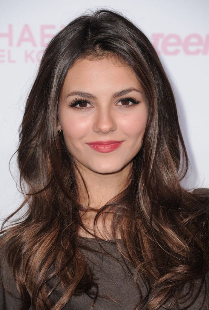 Victoria Justice - 9gag