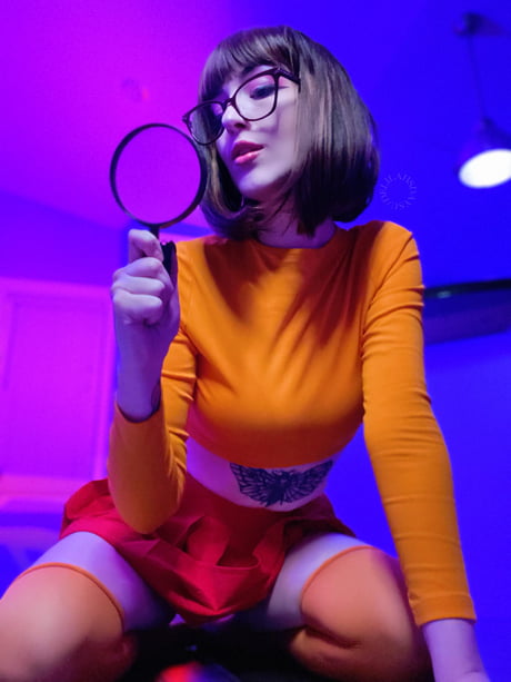 Velma Dinkley from Scooby Doo by Delilah Day - 9GAG