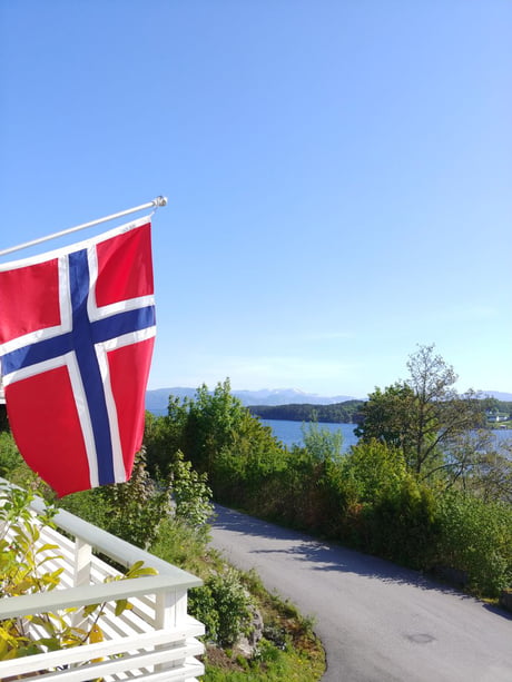 Feliz Cumpleanos -  Norway