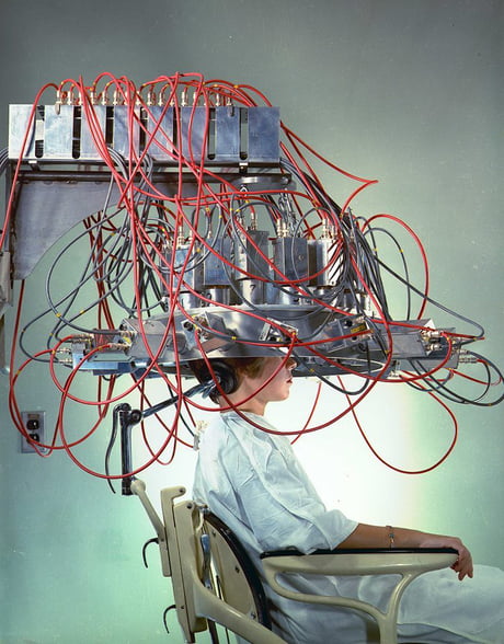 Circular detector 1961 early brain imaging device