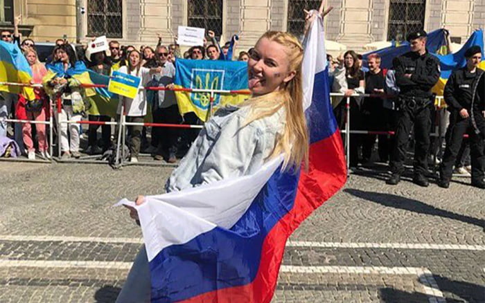 Yuliia Prokhorova Who Humiliated Ukrainian Refugees And Danced To Videos Of Russia Bombing
