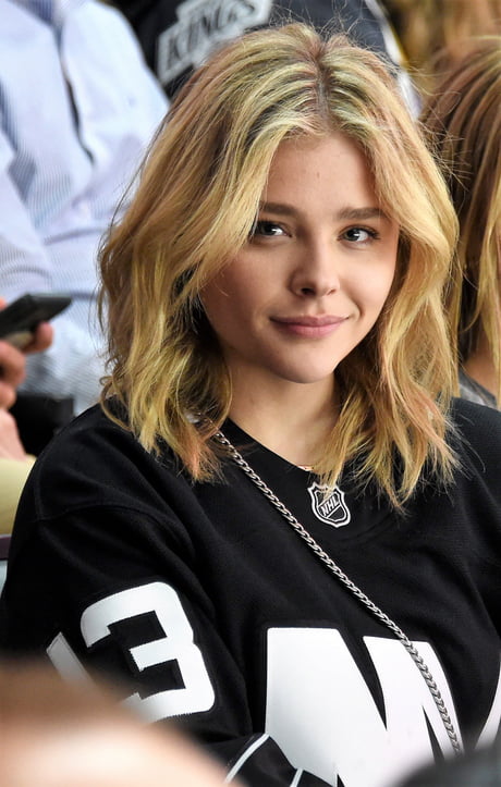 Chloe grace moretz - 9GAG