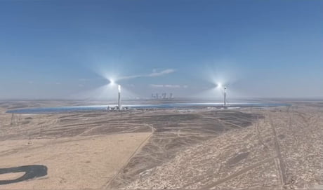 China’s twin solar thermal towers look straight out of a sci-fi movie