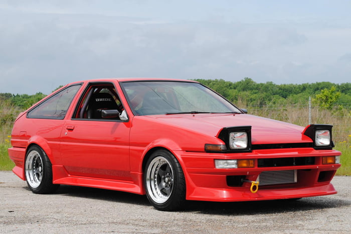1985 Toyota Sprinter Trueno GT Apex (AE86) - 9GAG