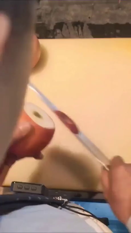 This is how you peel an apple like a pro