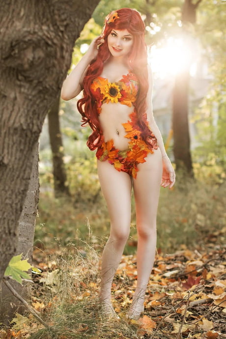 Ri Care Poison Ivy cosplay 9GAG