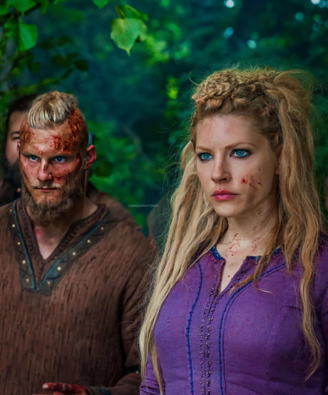 Vikings' Lagertha actress' stunning photo elicits reaction from 'Bjorn  Ironside