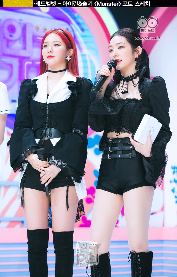 Photo : Irene and Seulgi
