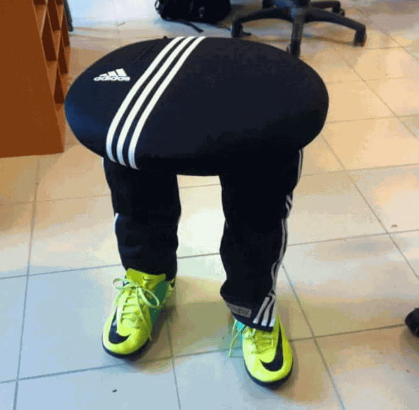 RuSsIaN mAn BrUtAlLy HaLf CrUsHeD bY hYdRaUlIc PrEsS