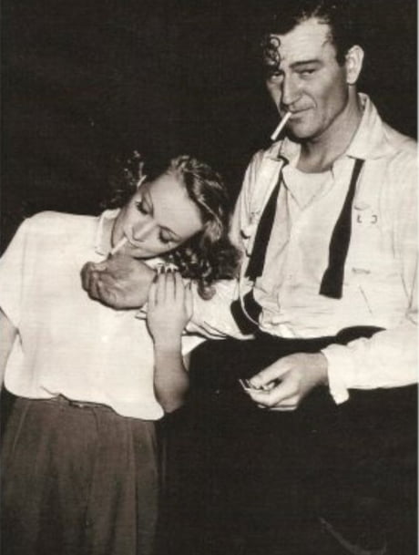 John Wayne and Marlene Dietrich in 1941 - 9GAG