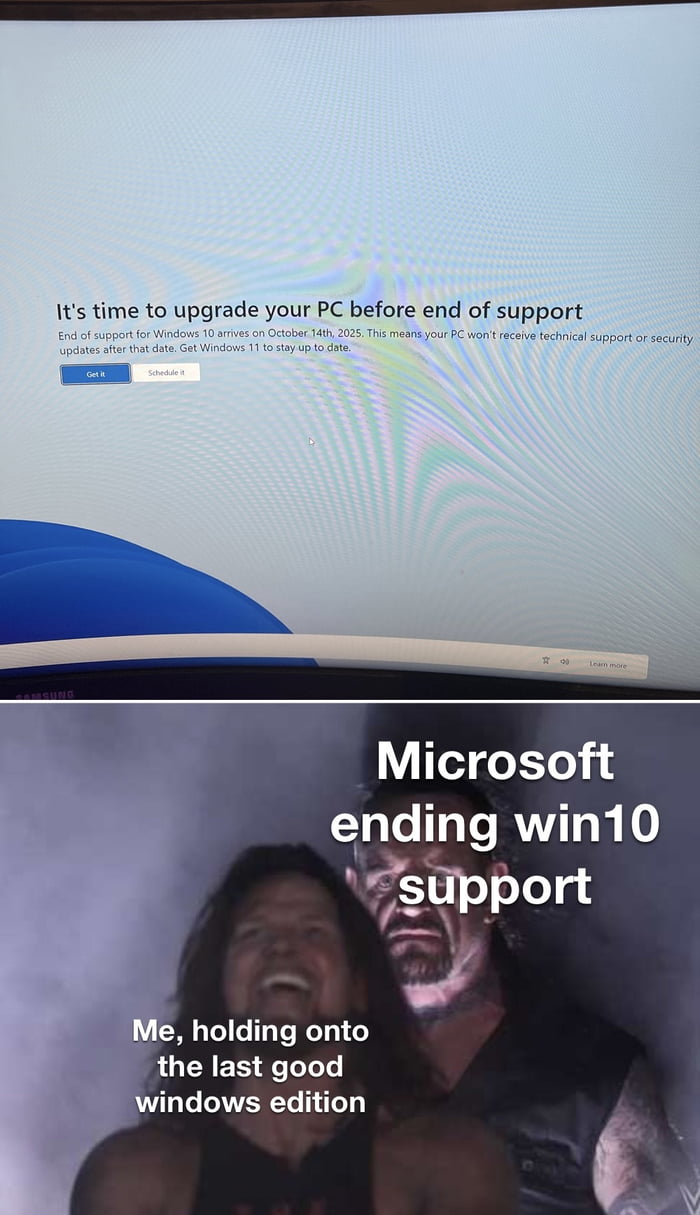 I just turned on my PC and got this, wtf? I guess the linux migration ...