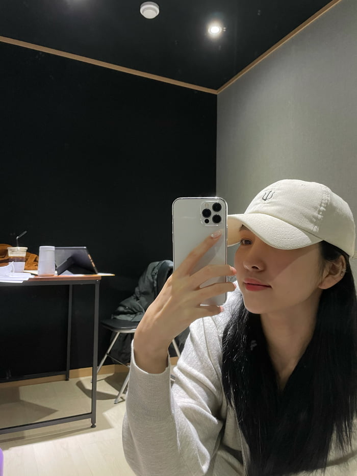 Photo : Sowon Weverse Update