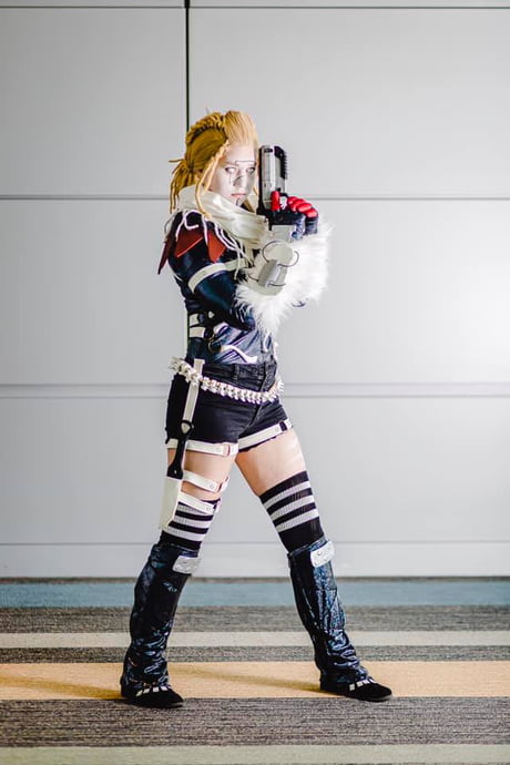 Apex Legends Wraith Cosplay by LueLueCosplays 9GAG