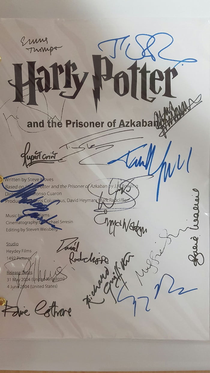 Script for Harry Potter and the Prisoner of Azkaban, signed by the cast ...
