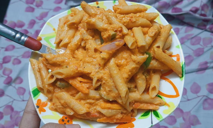 Pink Sauce Pasta 9GAG