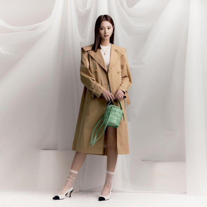 Photo : Zooc_official Instagram update - ZOOC's 22SS Spring Collection with TZUYU