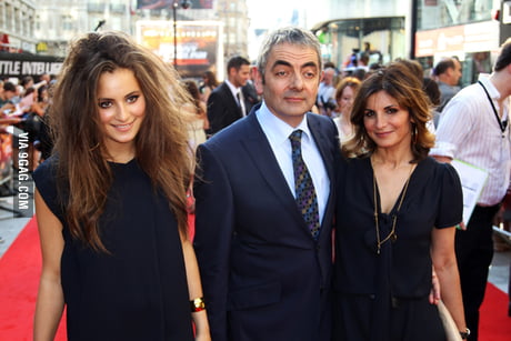 Rowan Atkinson Mr Bean With His Wife And Daughter 9gag