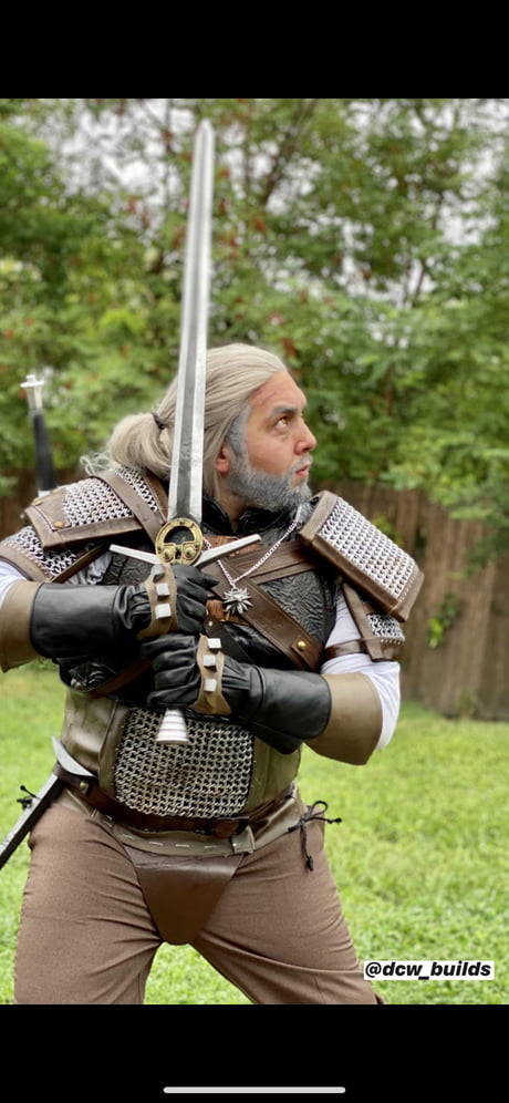 Witcher armor built in 6 days to enter a contest. Complete with 3D