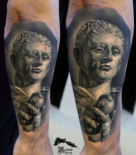 My 2nd tattoo - Constantine the great Made by Florea Andrei- 128ink - 9GAG