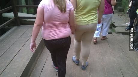 It's leggings time! Try to guess who's mother and who's 13 yo daughter. -  9GAG