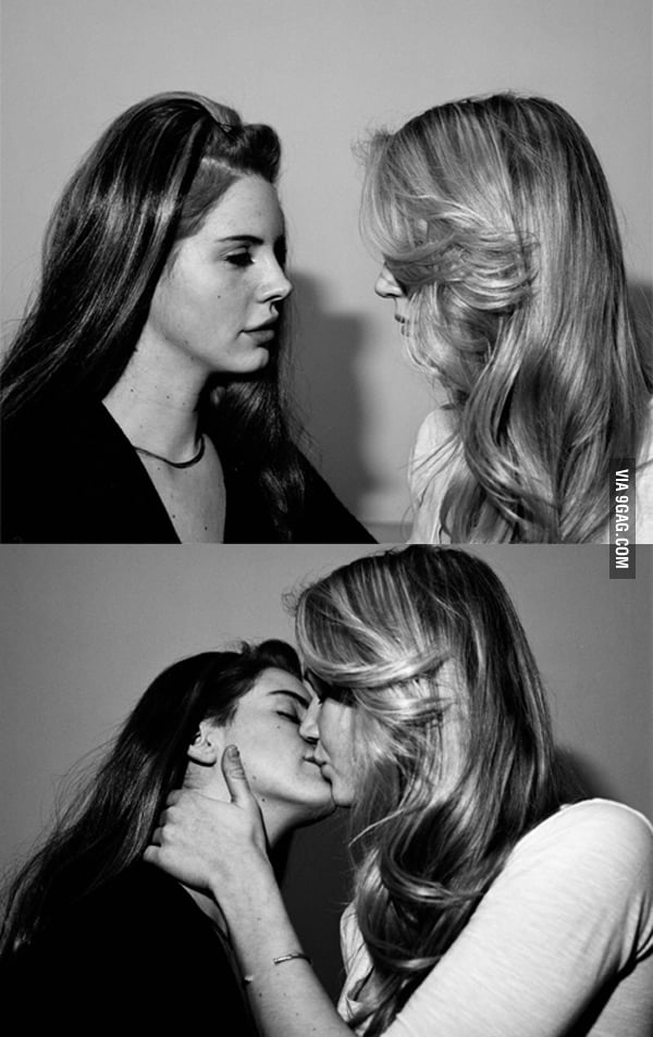 A pic that is sure going to break the Lana Del Rey and