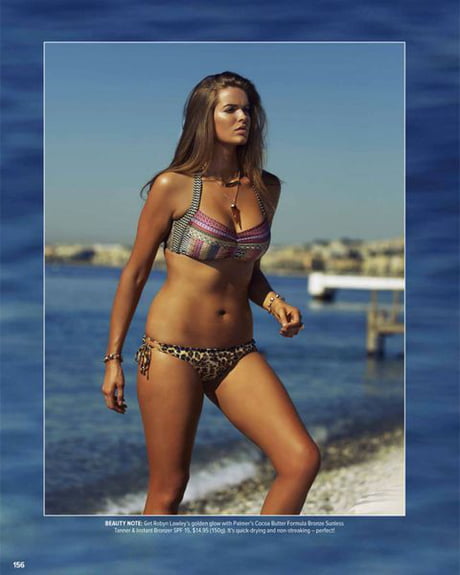 FFS she is now considered a plus size model! Robyn Lawley... She is  gorgeous - 9GAG