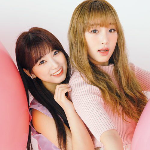 Photo : Nako and Yena