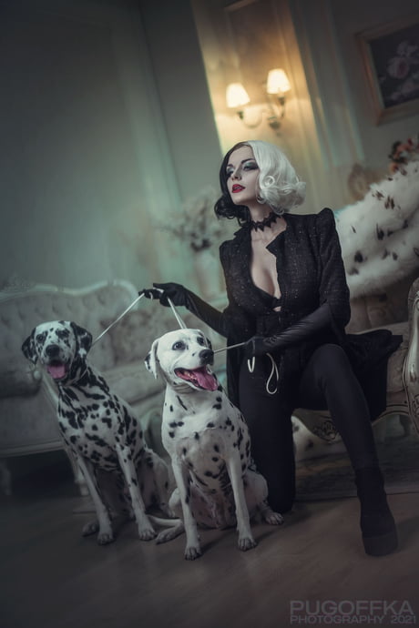 Cruella Cosplay By Lilg Photo By Pugoffka Sama 9gag