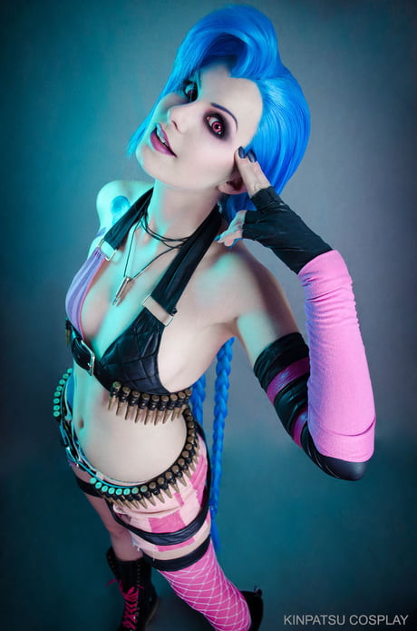 Kinpatsu Cosplay as Jinx LoL 9GAG