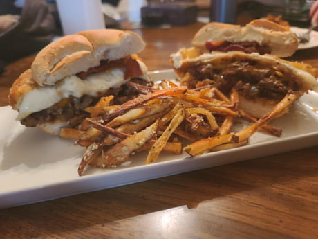 Burger Night Hand Chopped Ribeye Patties On A Bed Of Honey Whiskey Carmelized Onions Topped With Fried Garlic A Fried Mozzarella Patty And Bacon With Some Rosemary Parmesan Fries 9gag