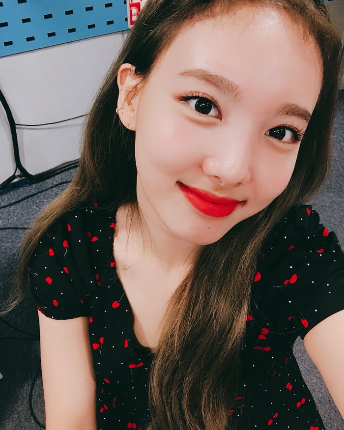 Photo : Nayeon Selca