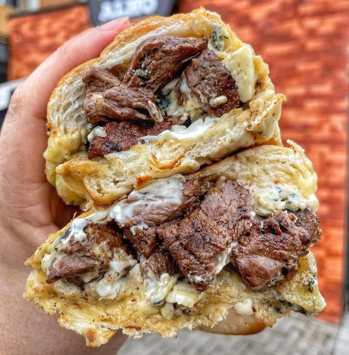 Garlic bread with steak and cheese 9GAG