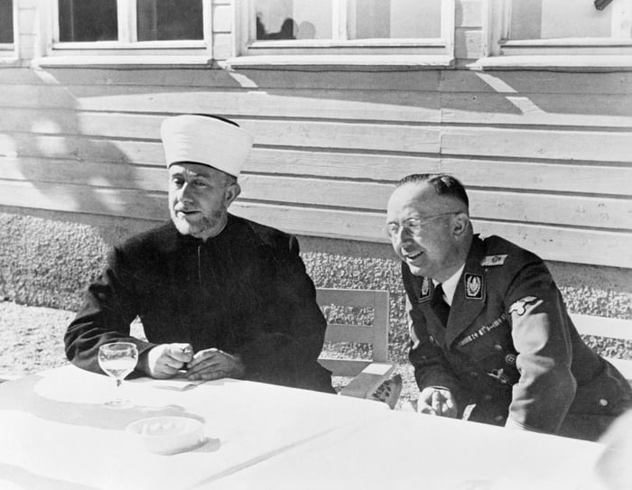 Heinrich Himmler with the Palestinian Grand mufti of Jerusalem Haj Amin al-Husseini, WW2 1943