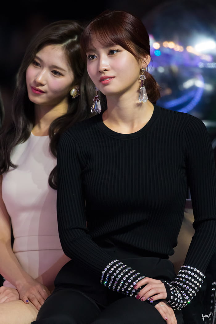 Photo : Sana & Momo