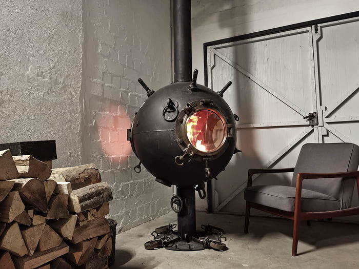 See my sea-mine stove