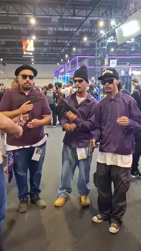 Cosplay on point