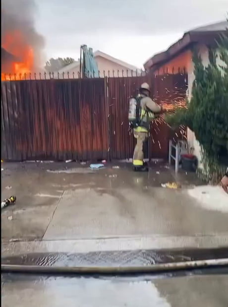 Don’t worry the cops got this. Y’all keep messing with that lock