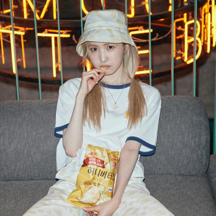 Photo : 210704 Honda Hitomi Instagram And Twitter Profile Update