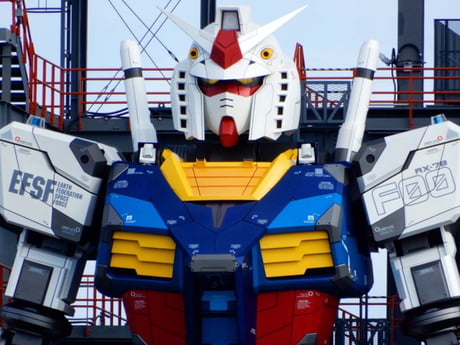 Life Size Rx 78 Gundam In Japan Now Can Move 9gag