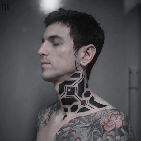 Tattoo Artist Takes Inspiration From Circuit Boards to Create Futuristic Tribal Tattoos - 9GAG