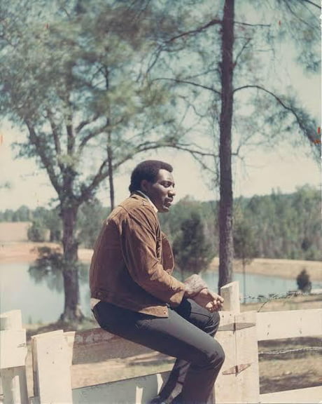 song sitting on the dock of the bay song sitting on the dock of the bay