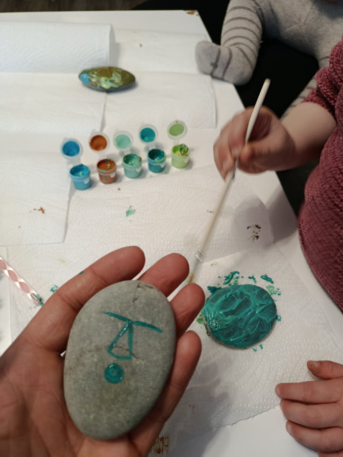 Making some art with my daughter. Wife says no one will notice, but you f**kers wasted so much time here …